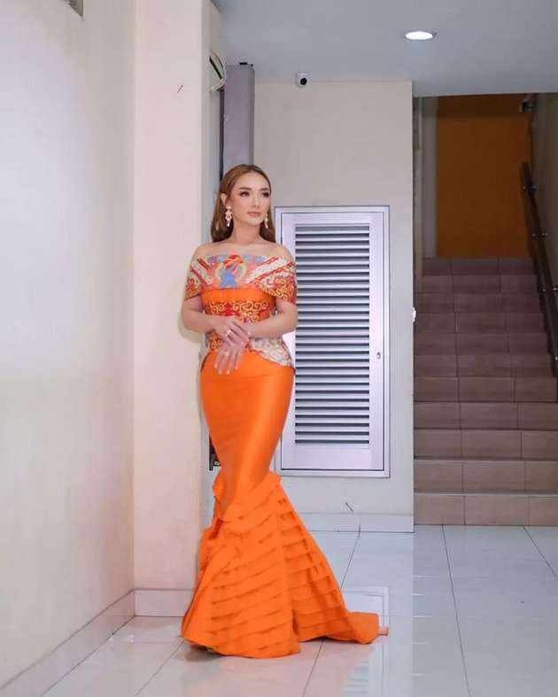 6 Potret Zaskia Gotik Usai Lahiran, Body Langsingnya Bikin Takjub!