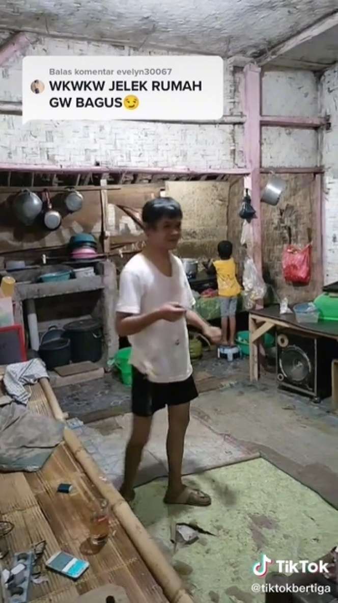 9 Potret Rumah Dihina Jelek Kayak Gubuk, Pria Ini Tunjukkan Ada Bidadari di Dalamnya!