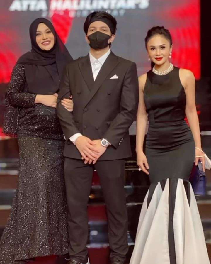 12 Gaya Artis di Pesta Ulang Tahun Atta Halilintar, Wow Krisdayanti Paling Mencolok!