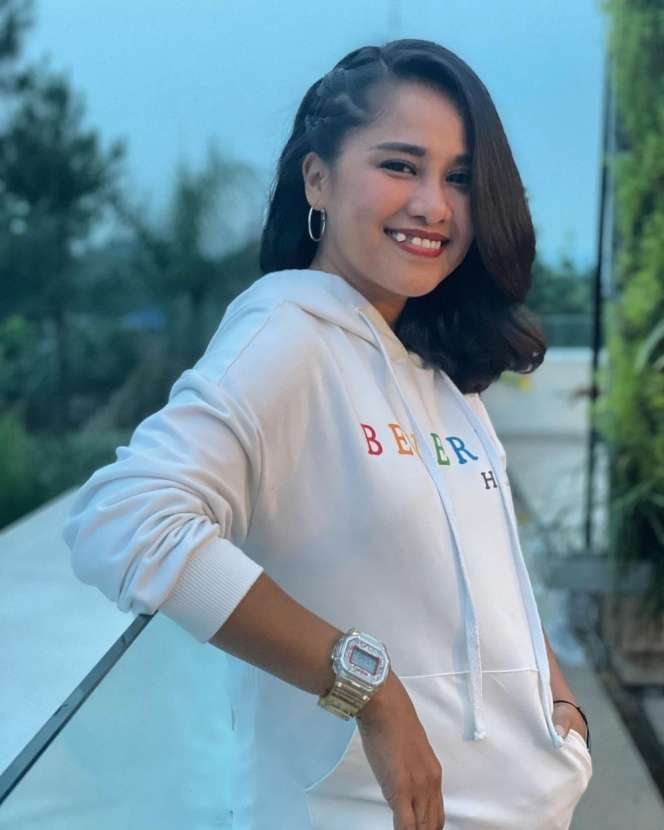 10 Artis Dengan Umur Pernikahan Tersingkat, Ayu Ting Ting Paling Bikin Syok!