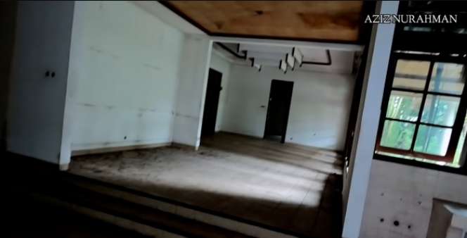 5 Potret Penampakan Rumah Mewah Bekas Pembunuhan, Kolam Renang Jadi Lokasi Penembakan!