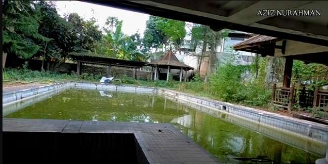 5 Potret Penampakan Rumah Mewah Bekas Pembunuhan, Kolam Renang Jadi Lokasi Penembakan!