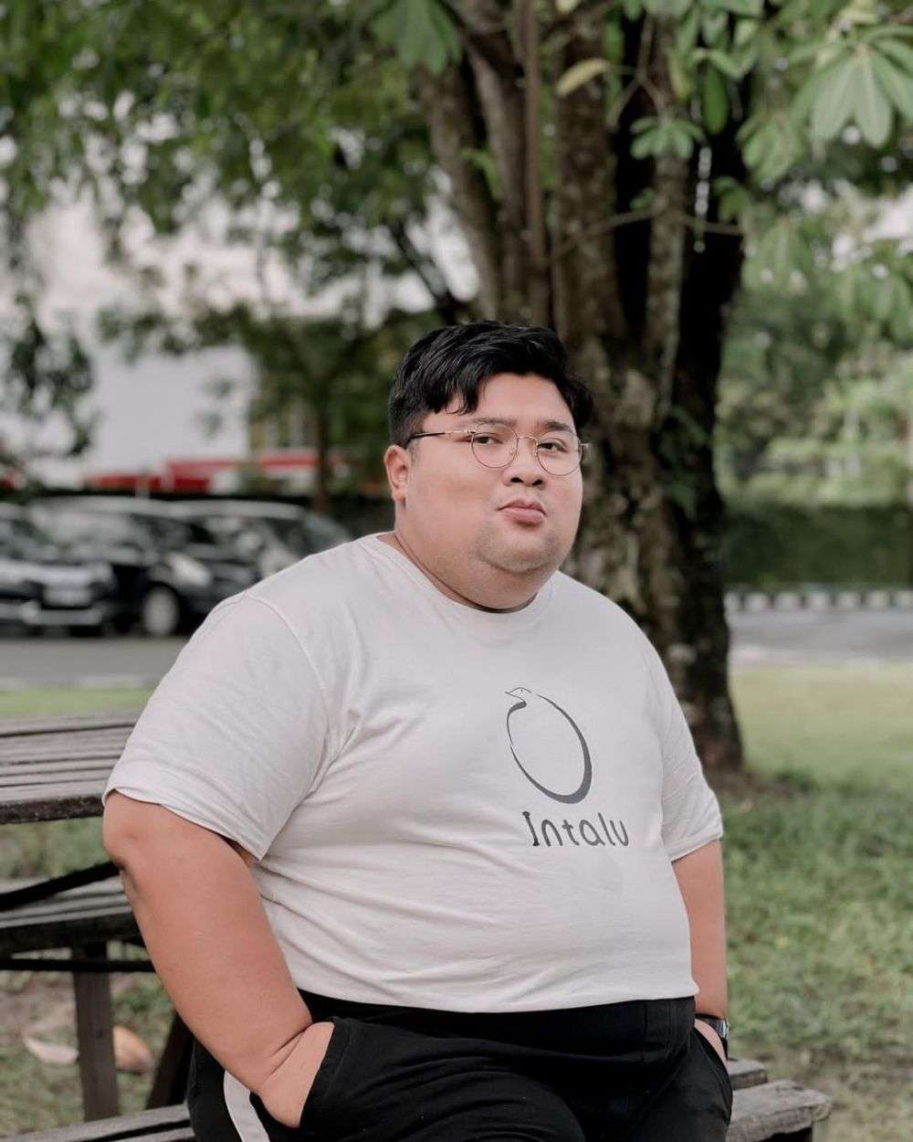 Ingat Mat Gondrong di Sinetron Ronaldowati? Ini 10 Foto Terbarunya yang Bikin Pangling