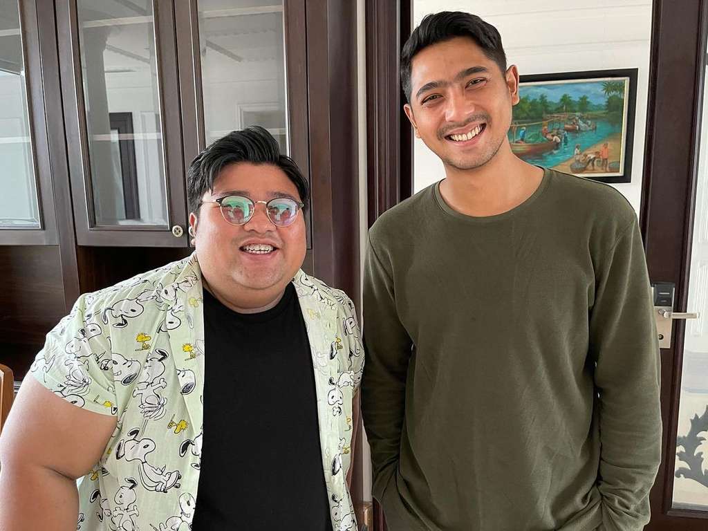 Ingat Mat Gondrong di Sinetron Ronaldowati? Ini 10 Foto Terbarunya yang Bikin Pangling