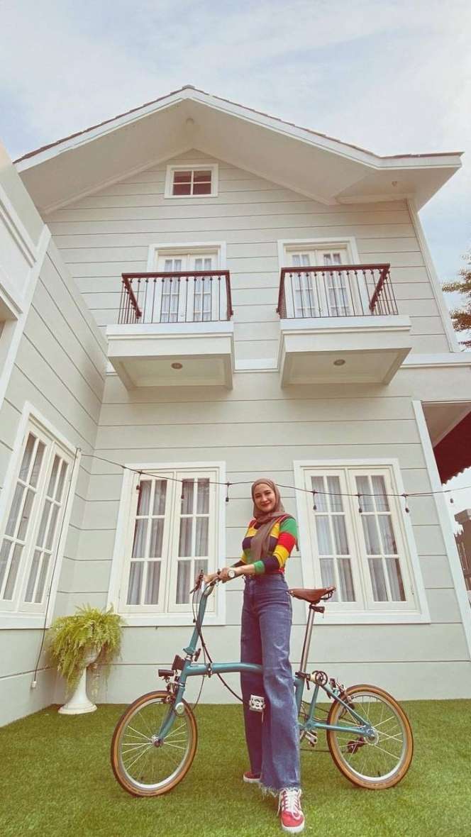Potret 5 Rumah Artis Bergaya ala Peternakan