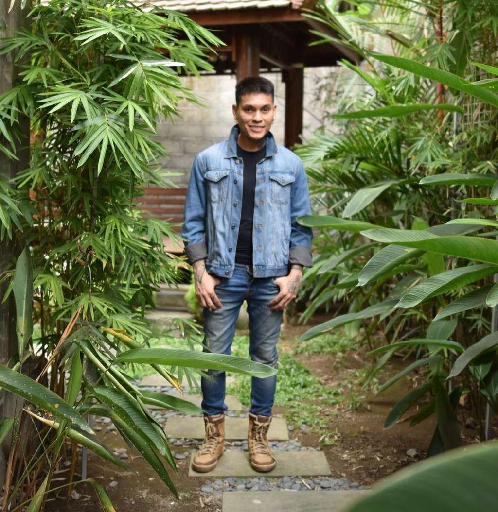Ingat Hudson IMB Si Dua Wajah? Ini 7 Potretnya yang Makin Sukses dan Tampan