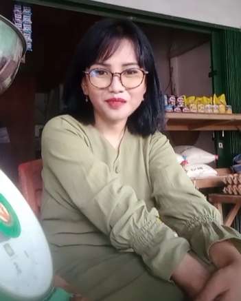 8 Potret Anak Pedagang Sembako Joget Pargoy, Netizen Syok Wajahnya Mirip Vanessa Angel