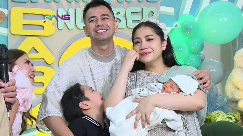 10 Potret Gantengnya Rayyanza Anak Kedua Raffi-Nagita, Plek Ketiplek Papanya!