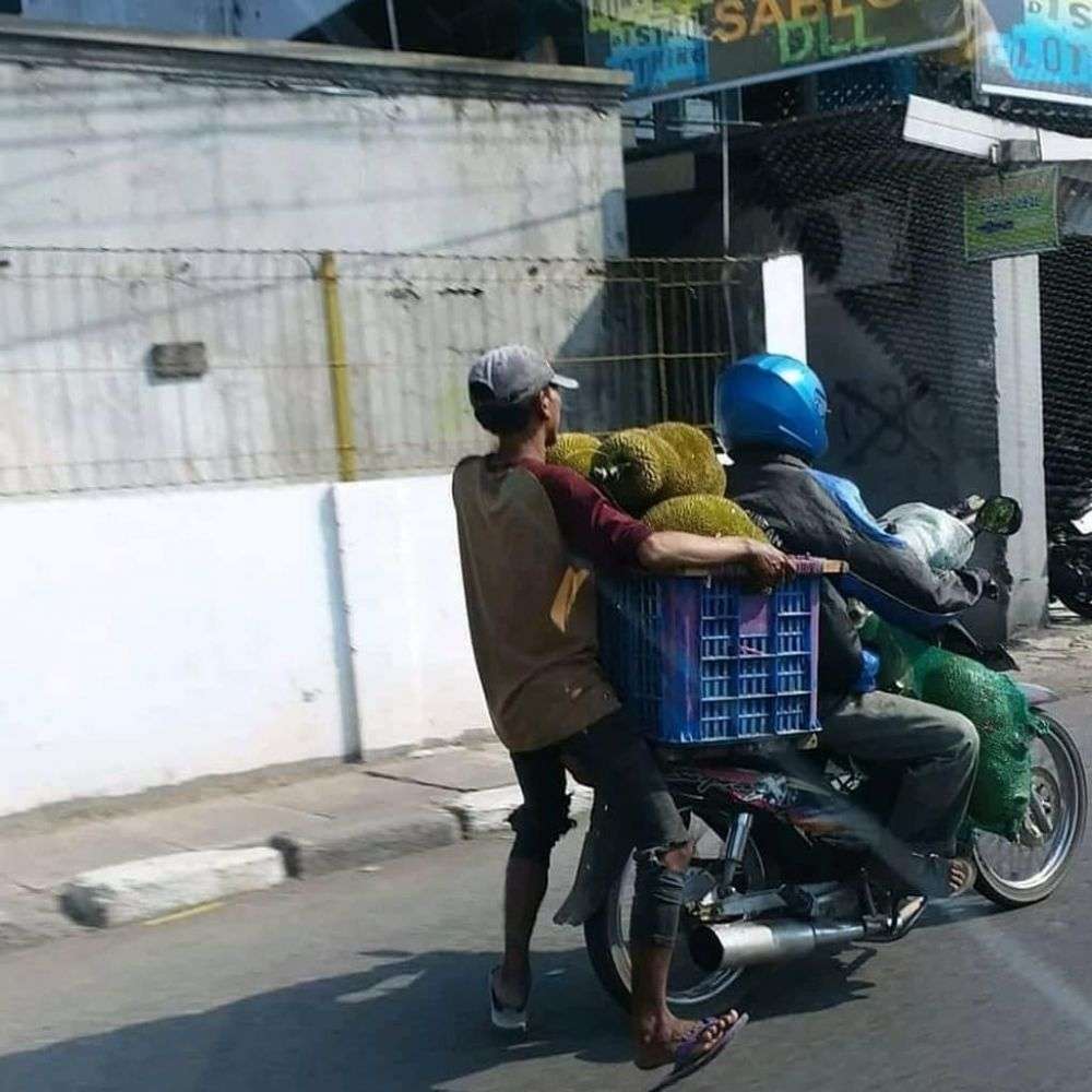 7 Momen Mempersulit Diri Sendiri Ini Malah Bikin Ngakak!