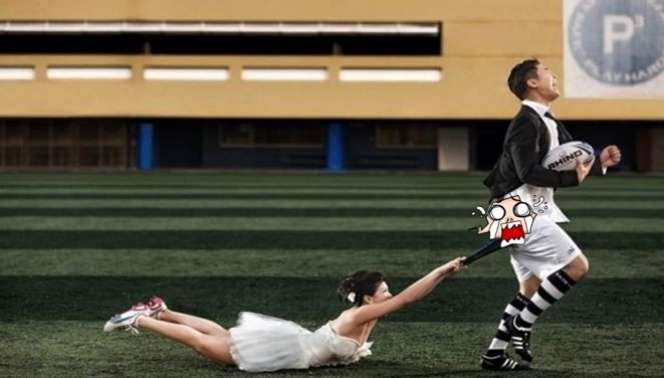 Bukannya Romantis, 10 Foto Prewedding Gagal Ini Justru Bikin Ngakak Banget!