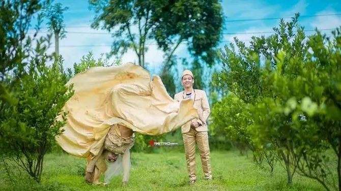 Bukannya Romantis, 10 Foto Prewedding Gagal Ini Justru Bikin Ngakak Banget!