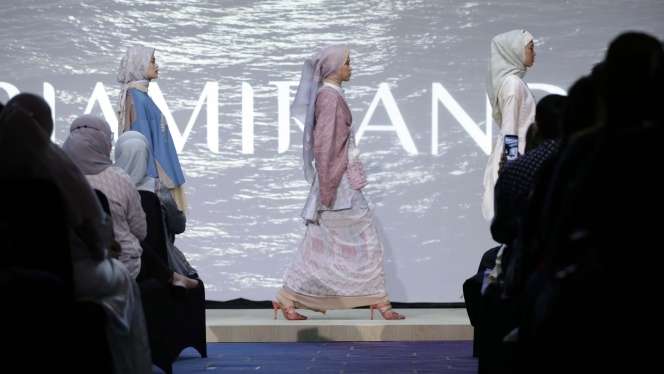 'Minang Heritage' Perjalanan 10 Tahun Ria Miranda Berkarya