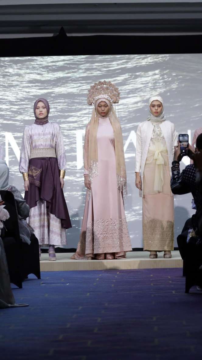 'Minang Heritage' Perjalanan 10 Tahun Ria Miranda Berkarya