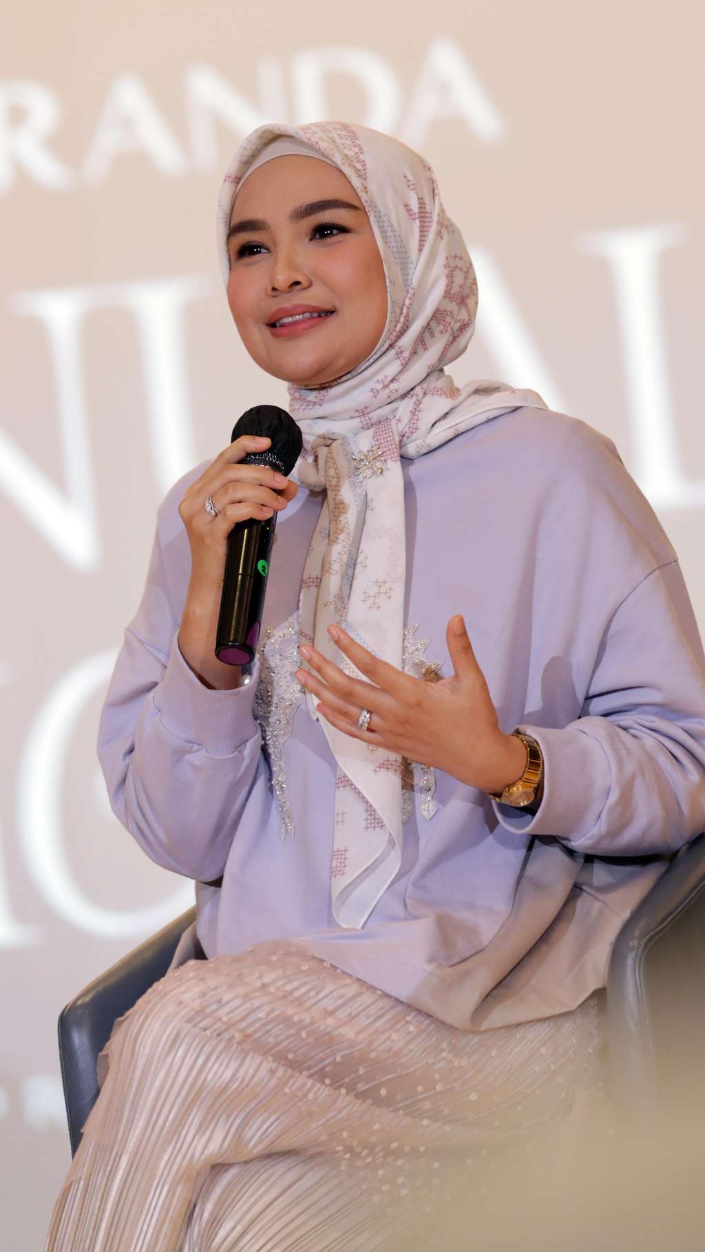 'Minang Heritage' Perjalanan 10 Tahun Ria Miranda Berkarya