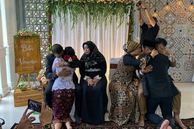 6 Potret Hangat Keluarga Doddy Soedrajat dan Haji Faisal Sebelum Berselisih, Kompak Banget!