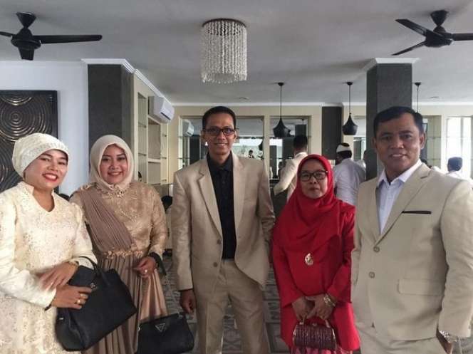 6 Potret Hangat Keluarga Doddy Soedrajat dan Haji Faisal Sebelum Berselisih, Kompak Banget!