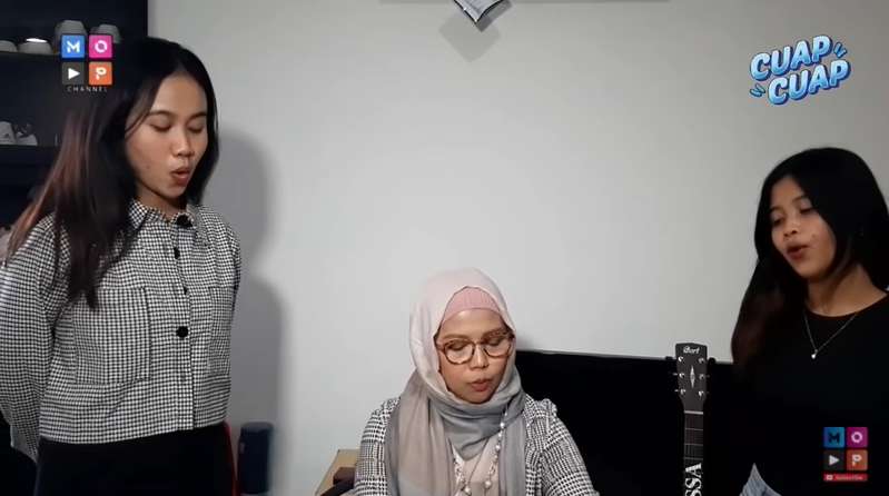 10 Potret Mayang dan Chika Latihan Vokal untuk 40 Harian Meninggalnya Vanessa Angel, Makin Dihujat!