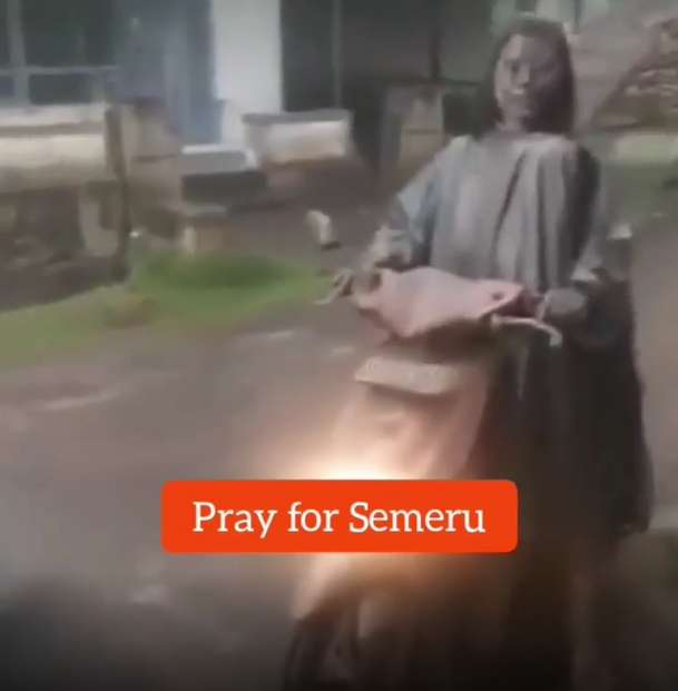 7 Potret Haru Seorang Ibu Selamatkan Anaknya dari Erupsi Gunung Semeru
