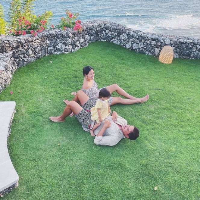 Potret Zalina Raine Anak Raisa dan Hamish Daud yang Disebut Mirip Gempi