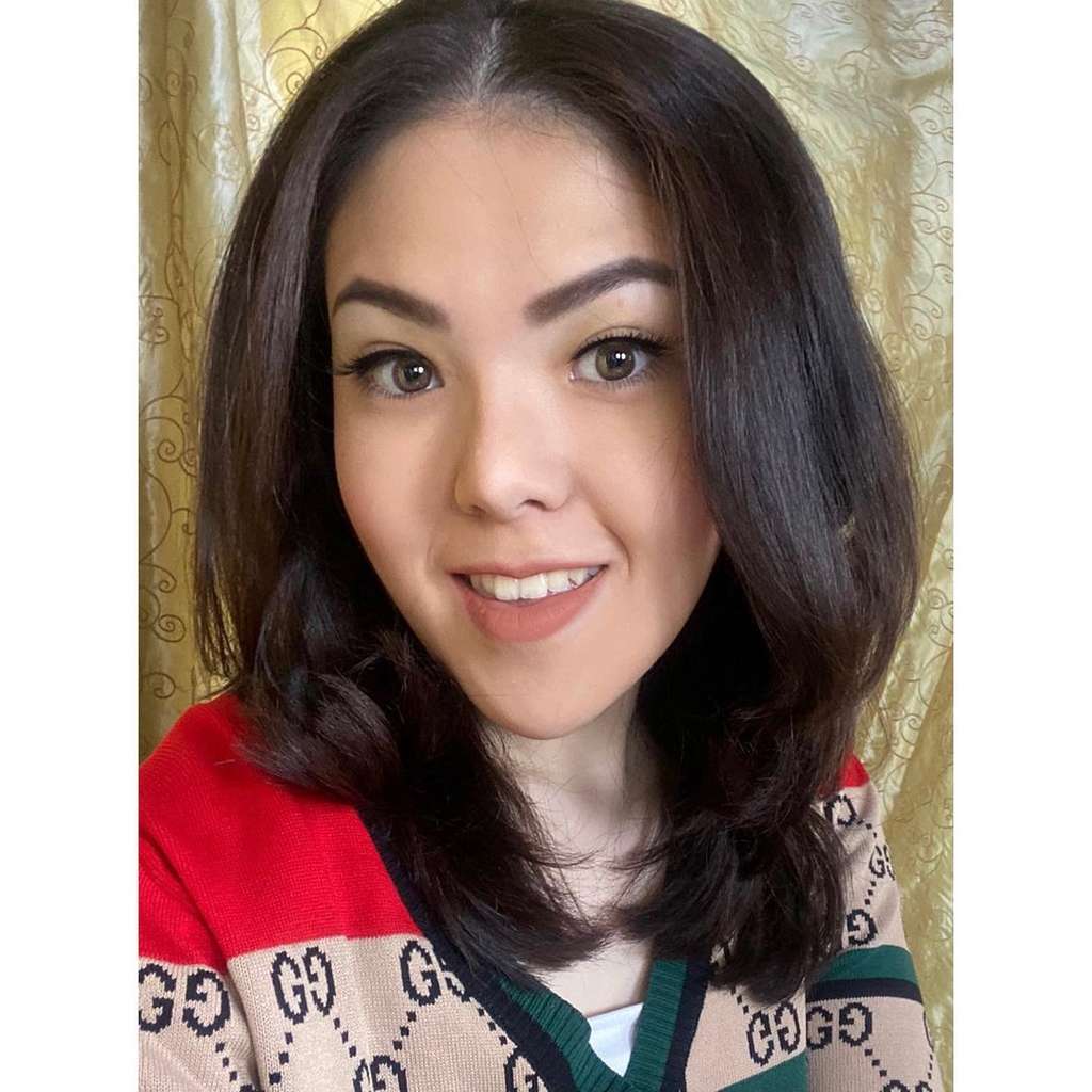 9 Foto Perubahan Wajah Tina Toon Yang Bikin Geger, Berubah Drastis Sampai Dibilang Oplas!