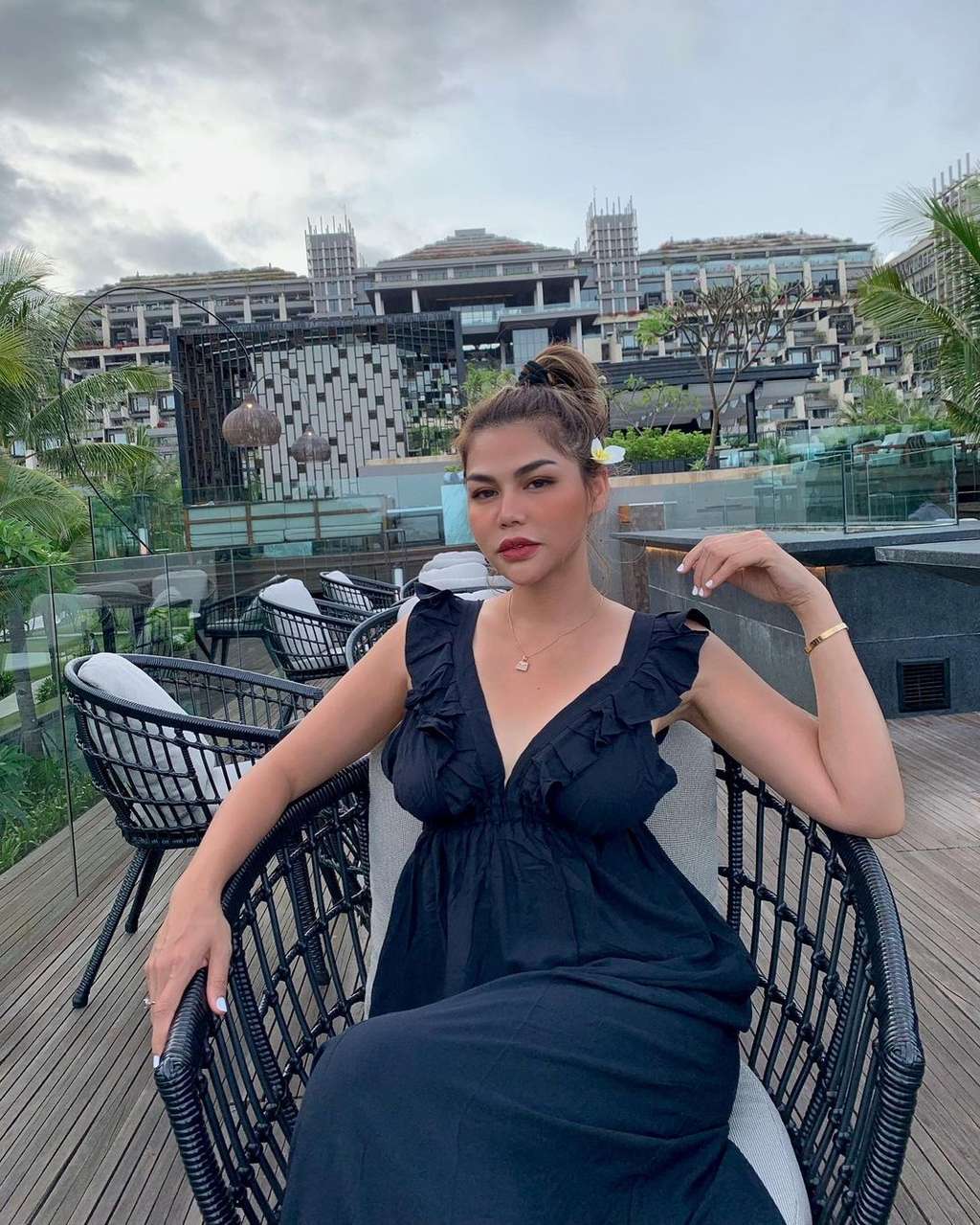 Bibir Makin Tebal dan Dagu Lancip, DJ Katty Butterfly Dituding Operasi Plastik!