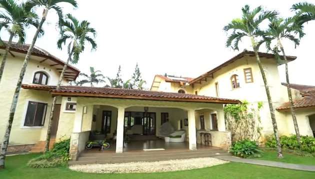 Penampakan Villa Mewah Anak Menteri Era SBY Tania Nadira, Ada Tiga Rumah Dalam Satu Lokasi!