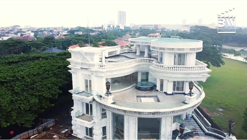 10 Foto Adu Mewah Rumah Mario Teguh VS Tung Desem, Motivator Indonesia Paling Tajir & Populer