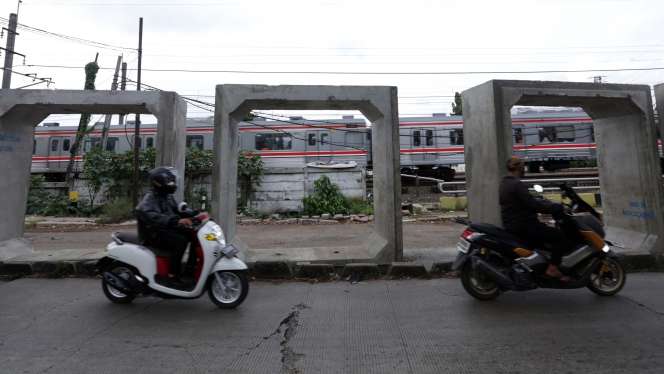 FOTO: Dibangun Proyek Saluran Air, Begini Kondisi di Jalan I Gusti Ngurah Rai