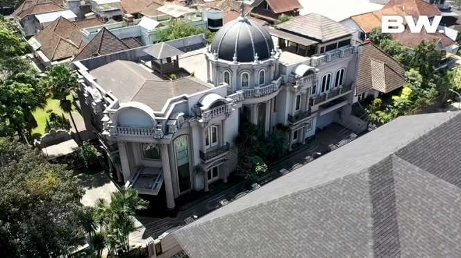 10 Potret Rumah Seleb Tiktok Terkenal, Hunian Baru Cimoy Montok Kini Berubah Drastis!
