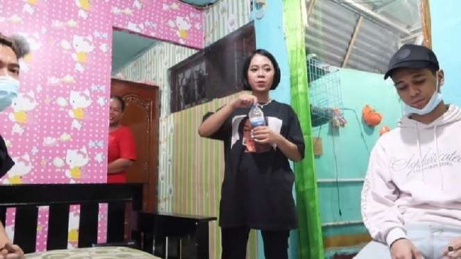 10 Potret Rumah Seleb Tiktok Terkenal, Hunian Baru Cimoy Montok Kini Berubah Drastis!