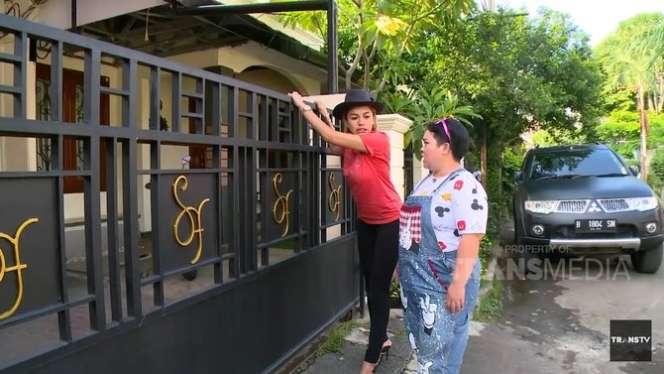 7 Potret Rumah Dhawiya Anak Elvi Sukaesih, Ruangannya Nggak Ada Sekat!
