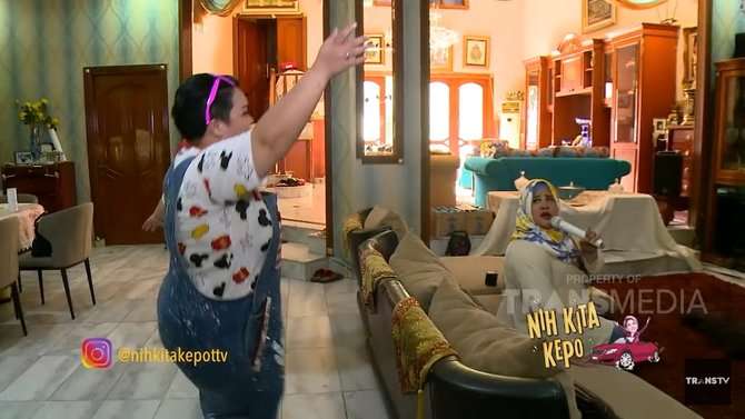 7 Potret Rumah Dhawiya Anak Elvi Sukaesih, Ruangannya Nggak Ada Sekat!