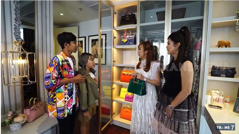 12 Potret Apartement Mewah Crazy Rich Surabaya, Ada 33 Lantai Isi Dalamnya Bikin Melongo!