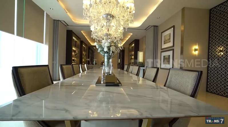 12 Potret Apartement Mewah Crazy Rich Surabaya, Ada 33 Lantai Isi Dalamnya Bikin Melongo!