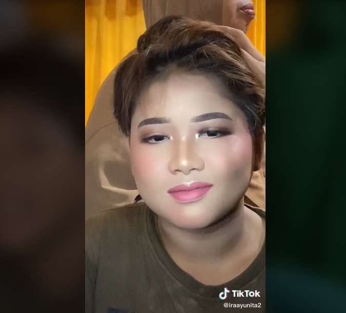 9 Potret Transformasi Cewek Tomboi Setelah Dirias MUA, Berubah Drastis Bikin Melongo!