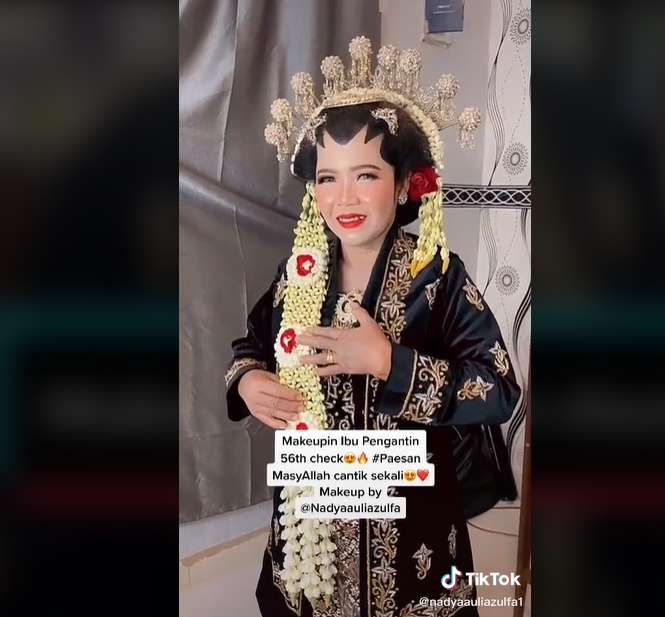 10 Foto Tranformasi Nenek 56 Tahun Usai Dimakeup, Berubah Jadi Gadis Cantik Usia 20 Tahun!