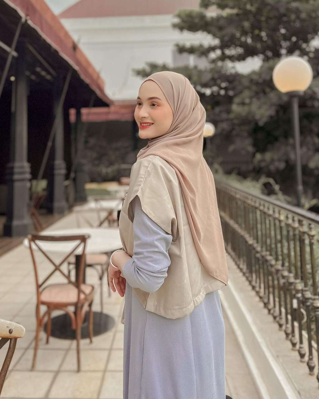 Cantiknya Sabrina Salsabila Selebgram yang Viral Menikah di Usia 16 Tahun, The Real Mama Muda