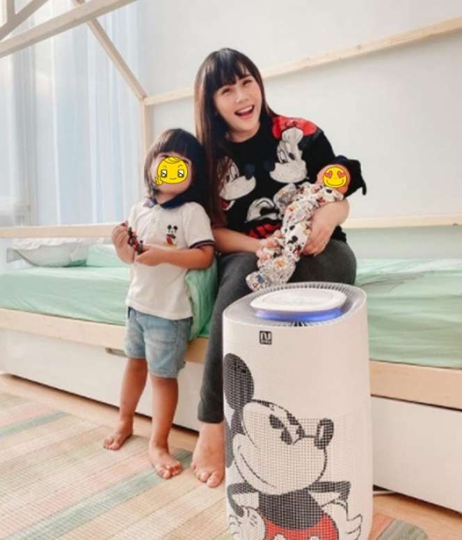 Adu Gaya 6 Seleb Saat Momong Anak, Paula Verhoeven Stylish Abis!