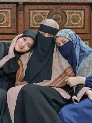 5 Potret Penampilan Terbaru Nadzira Shafa, Penuhi Keinginan Mendiang Ameer Azzikra