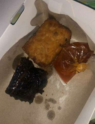 Penampakan 10 Makanan Tak Sesuai Ekspektasi yang Dibeli via Ojol