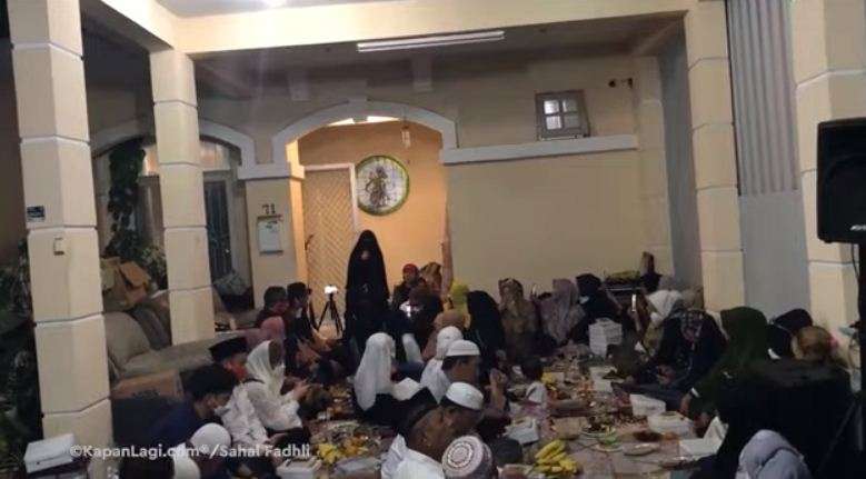 12 Perbedaan Acara 40 Harian Vanessa Angel dari Dody Sudrajat & Haji Faisal, Penampilan Mayang-Chika Disorot!
