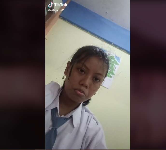 Dikira Polos, 8 Foto Transformasi Siswi SMA ini Bikin Tercengang, Beda 180 Derajat!