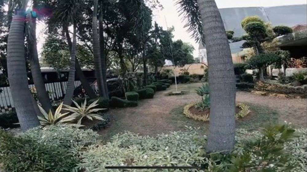 Harganya Ditaksir Rp100 M, Potret Mewah Rumah Nenek Raffi Ahmad yang Bernuansa Klasik