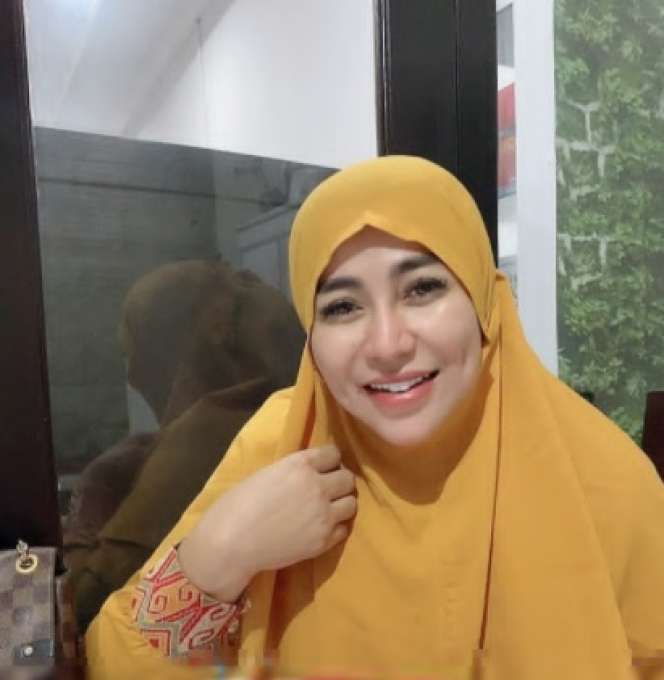 7 Seleb Ini Punya Kemampuan Indigo, Ada yang Sengaja Buka Mata Batin!