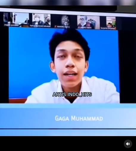 8 Potret Gaga Muhammad Beri Ucapan Duka Pada Laura Anna, Ekspresi Cengengesan Disorot!