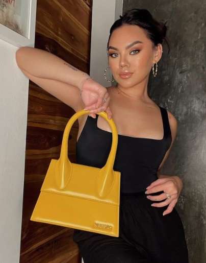 8 Potret Cantik Shafa Harris, Penampilan Hot-nya Bikin Salfok!