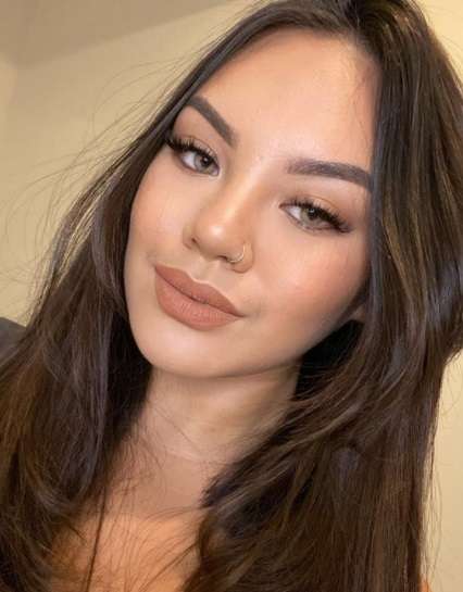 8 Potret Cantik Shafa Harris, Penampilan Hot-nya Bikin Salfok!