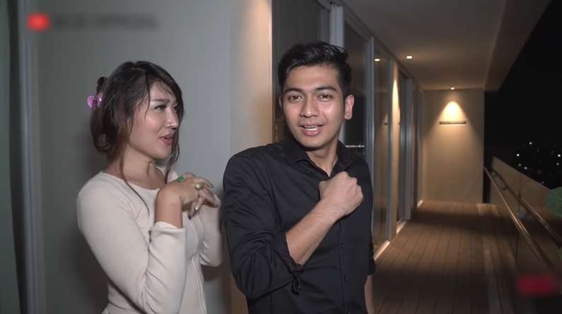 9 Potret Teuku Ryan Suami Ria Ricis Ketakutan Digoda Lucinta Luna, Main Basah-Basahan Hingga Mandi Bareng!