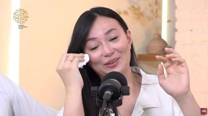 Asmirandah Menangis Ungkap Alasan Pindah Agama, Beber Fakta Mengejutkan!