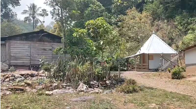 8 Foto Indahnya Kampung Tersembunyi di Lembah Madiun, Hanya Bisa Lihat Sinar Matahari 7 Jam!